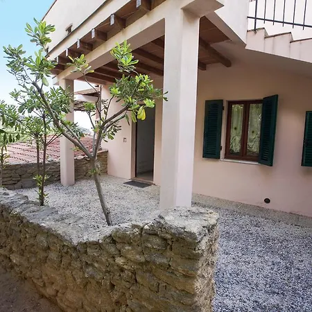 Apartment Morcone - Goelba