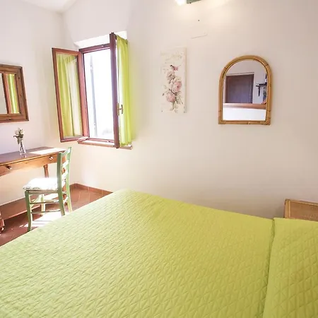 Apartment Morcone - Goelba *