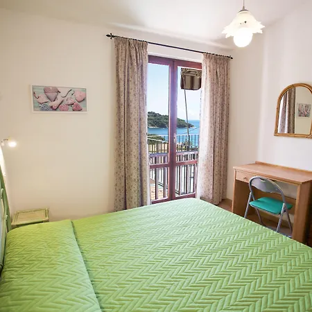 Morcone - Goelba * Capoliveri (Isola d'Elba)