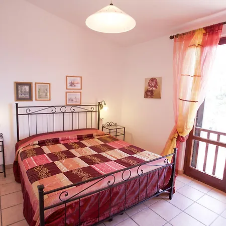 Morcone - Goelba カポリーヴェリ