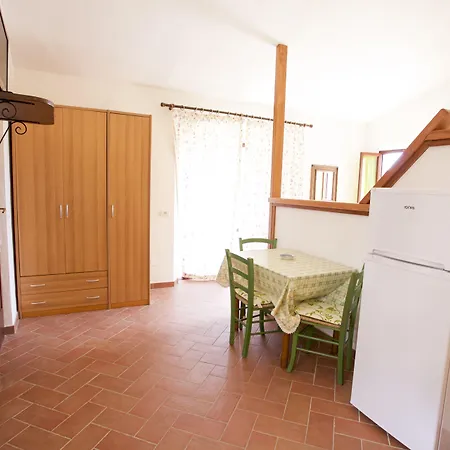 Morcone - Goelba カポリーヴェリ