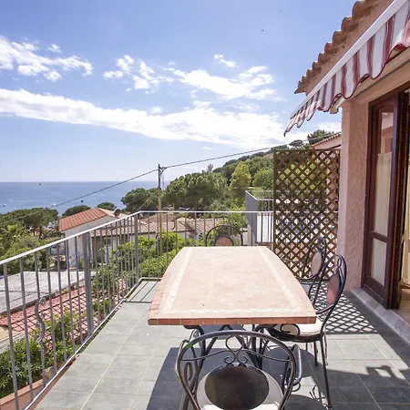 Apartment Morcone - Goelba *